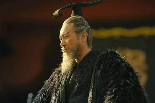 实为汉贼的奸雄曹操,为何后世还有那么多人崇拜他?