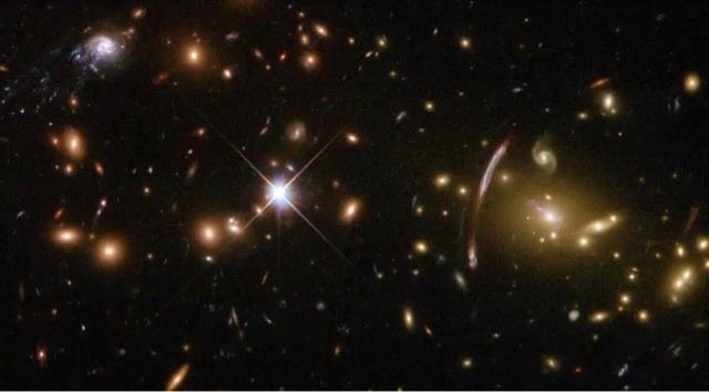 探秘本超星系团有多大?本超星系团直径多少光年?  2