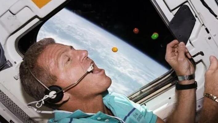 探秘在太空呼吸一口会怎么样?  1