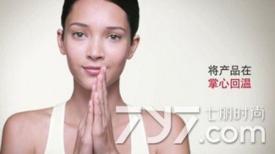 ​娇韵诗v脸精华手法 想瘦脸必须学会的按摩方法图解