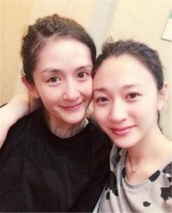 ​谁红和谁玩，娱乐圈里的塑料姐妹花，当红时是好闺蜜，落魄捅刀子