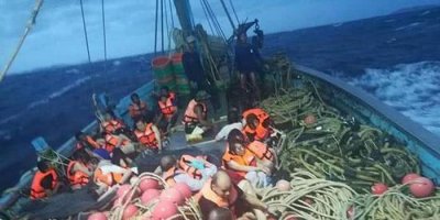 ​普吉翻船事件遇难者增至40人 泰国副总理称船主和船长应负责