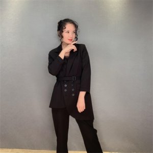 ​女款西装：用英姿飒爽的女性西装展现出你别有韵味的那一面