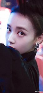 ​女神李一彤：气质美图欣赏第240期