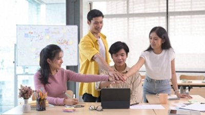 ​第一份工作如何选择才能够让自己职业升值（实操干活）