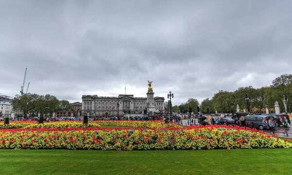 英国的白金汉宫,白金汉宫在哪个国家的哪个城市图5