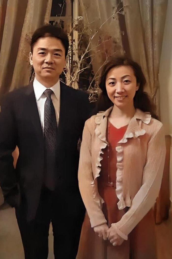 龚小京家庭背景好强大（龚小京家室）
