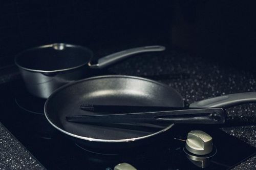 聚四氟乙烯是什么材料？聚四氟乙烯板5mm价格-第1张图片-