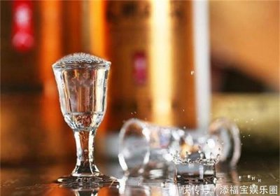​商果泡酒有什么用途(黑瞎果泡酒有什么功效)