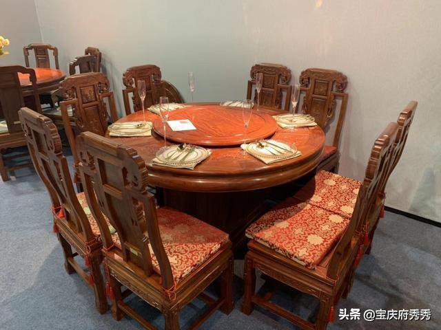 餐桌礼仪座位示意图（餐桌上的礼仪）(7)