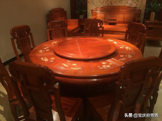 餐桌礼仪座位示意图（餐桌上的礼仪）(5)