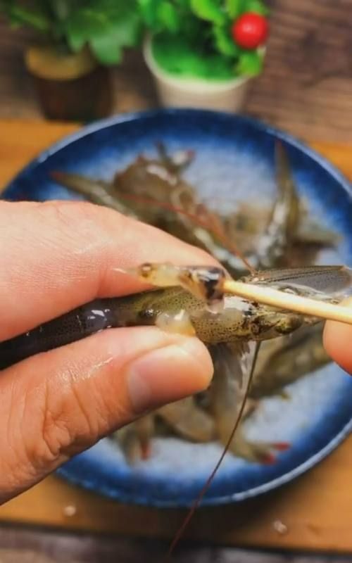 大头虾的虾头怎么处理