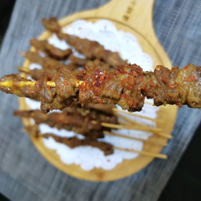 烤箱烤串多少度几分钟（烤羊肉串详细教程分享）