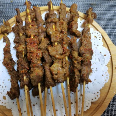 烤箱烤串多少度几分钟（烤羊肉串详细教程分享）