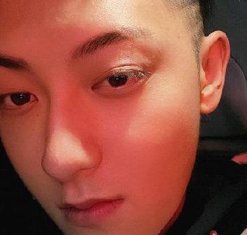 黄子韬为什么退出微博（黄子韬不满动态被删）(7)