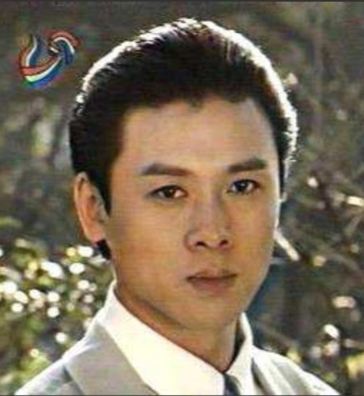 25年没等来续集的紫藤花园和得到邓小平办公室批复的她