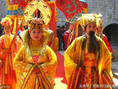 ​她是皇帝宠妃，因孙子当上皇帝而成为太后