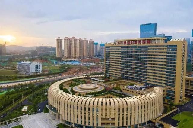 十大盘点国内十大奇葩建筑,看看有你家乡不? 5