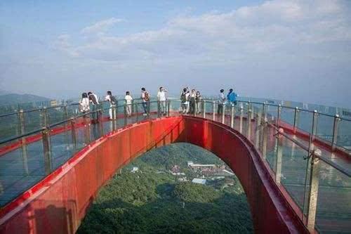 深圳周边几处玻璃栈道，可要收藏好，约朋友一起去玩心跳吧