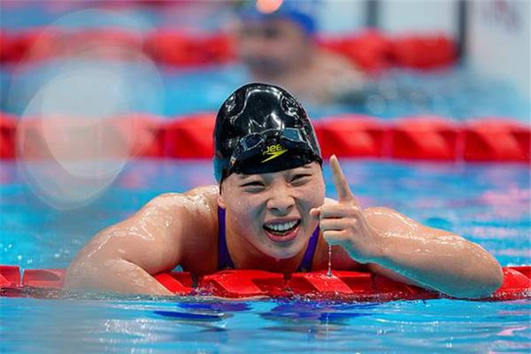 自由泳是什么样的姿势 自由泳是不是最快的 自由泳是什么样的姿势 自由泳是不是最快的