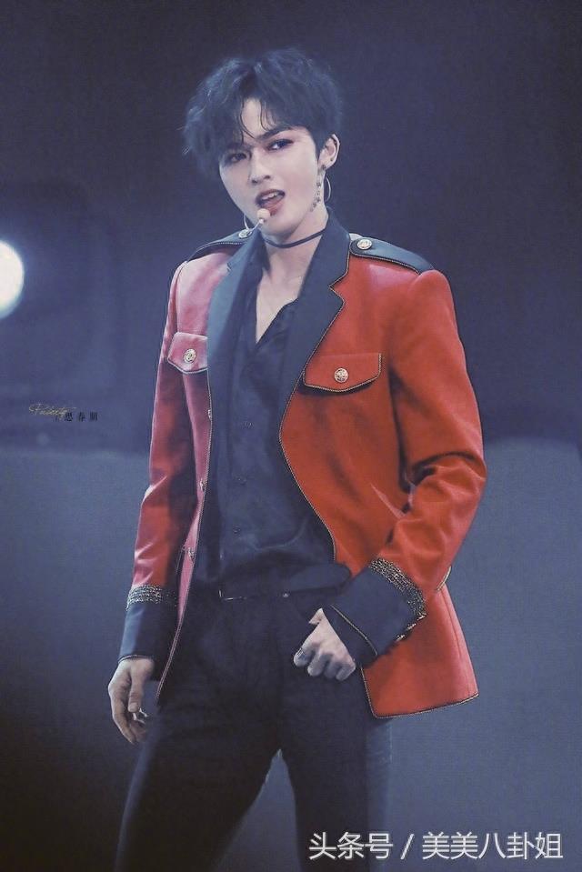 nine percent北京场,朱正廷腰伤在身,为不让粉丝失望尽力表演!