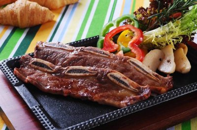 牛排与牛扒有何区别?厨师长告诉你答案,学会辨别不用害怕闹笑话