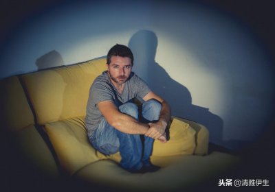 ​开始抑郁的十种表现（患上抑郁症的10个前兆心理特征）