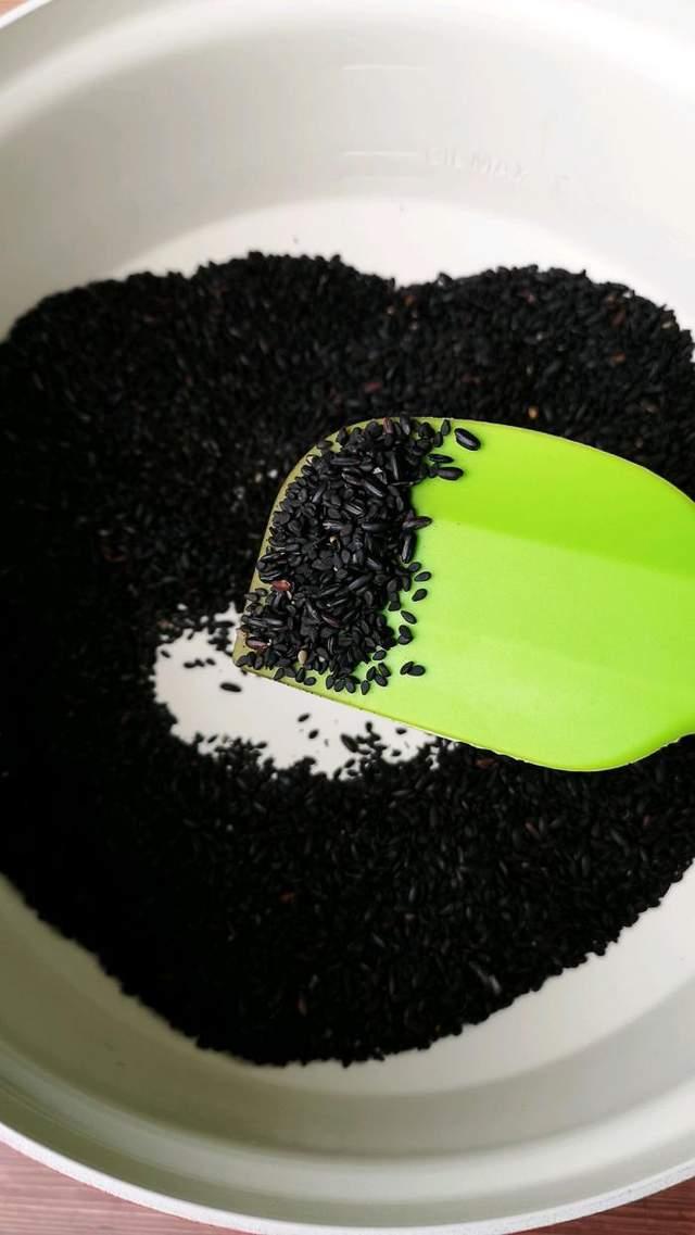 黑芝麻糊正宗做法（香甜细腻很香醇）(5)