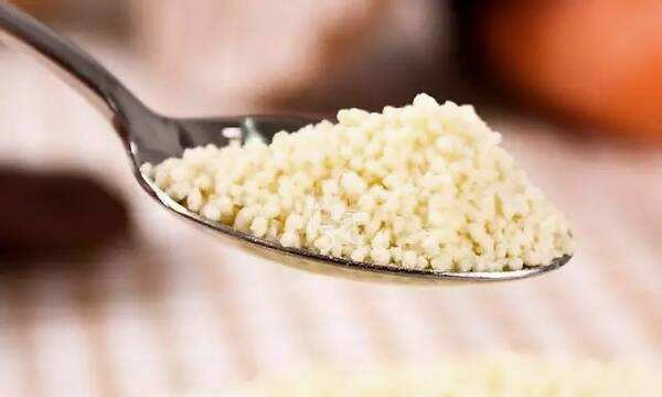 鸡精受潮还可以吃,味精在太阳下暴晒还能用吗图4