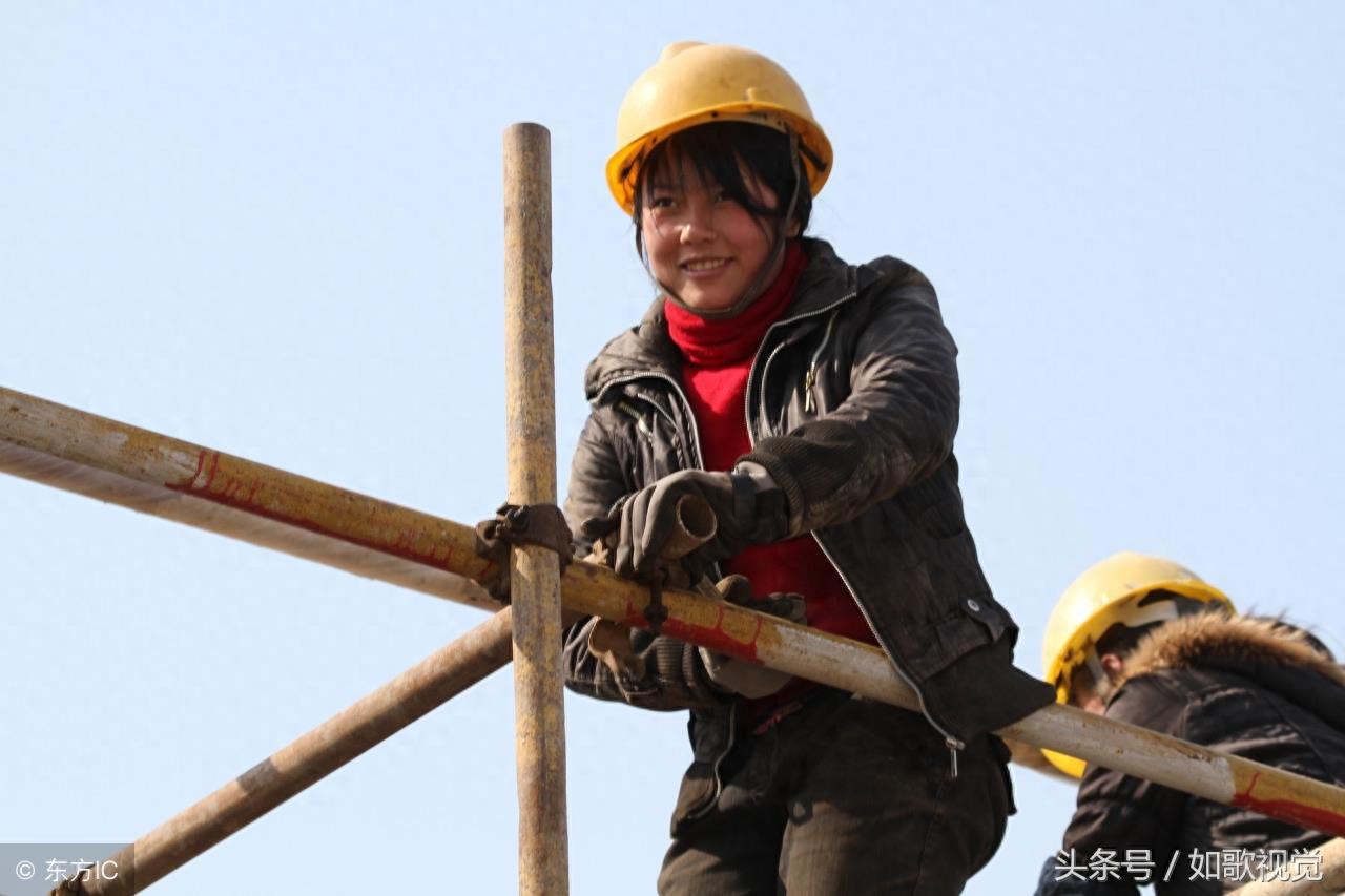 8张农民工理想图，背井离乡辛苦打拼的他们，个个肩负重担