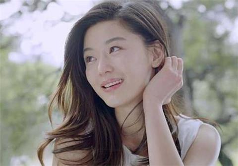 女朋友还留着前男友送的东西,该不该干涉