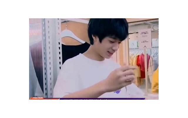 中年男人动了情的表现,中年男人一眼就喜欢的女人 中年男人动了情的表现,中年男人一眼就喜欢的女人