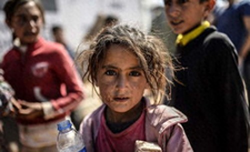 实拍战乱中的叙利亚儿童：画面让人觉得揪心，实在是太可怜了