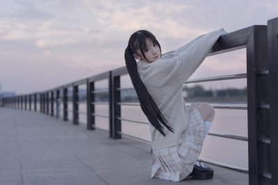 ​小说：总裁为这个破落户女人，一掷千金帮她还债，秘书直言看不懂