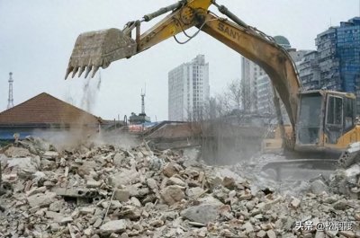 ​暴力强拆致1死！陕西10人获刑 主犯最高判两年