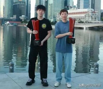 ​闹大了！单打冠军王楚钦王曼昱滨海湾拍照 网友：凭什么区别对待？