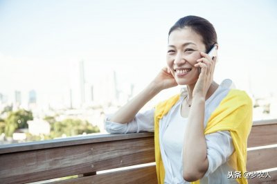 ​狍子为什么叫傻狍子？因为它们天生就好奇心很重