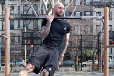 ​单杠可以练哪里的肌肉 单杠可以治疗颈椎病吗