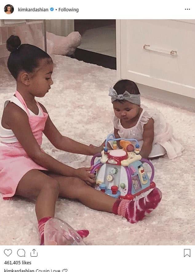 卡戴珊家族5个姐妹简介（卡戴珊家族五大萌娃同框）(3)