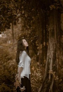 ​男人为什么喜欢漂亮性感的女人?(请问为什么男人都喜欢漂亮的女人?)