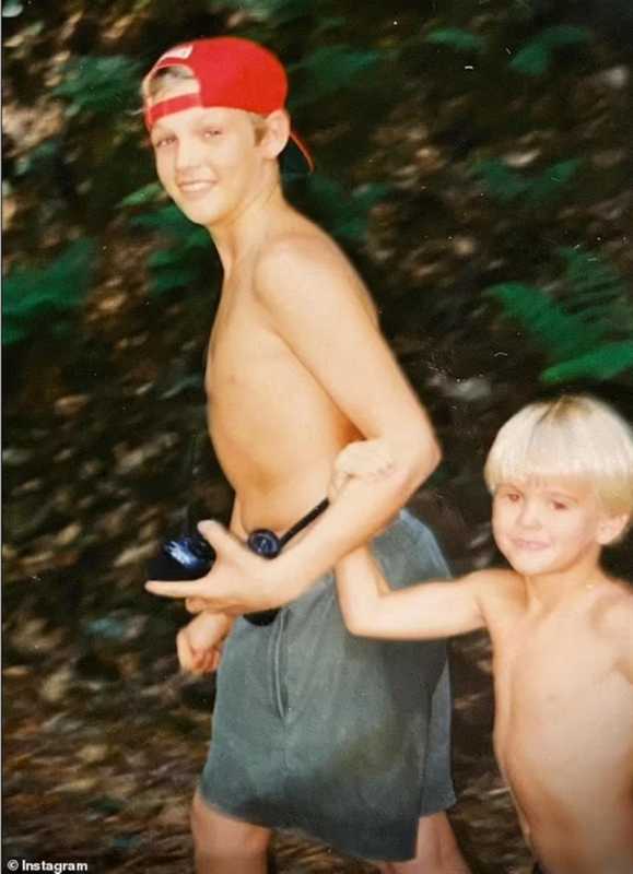 昔日童星亚伦卡特在家中溺亡（亚伦·卡特在家中浴缸身亡）