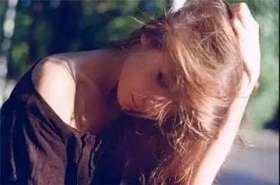 ​很吸引人让人爆笑的朋友圈说说 超级爆笑的朋友圈文案