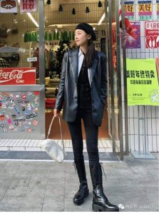 ​皮衣搭配(皮衣搭配衬衫好看吗)