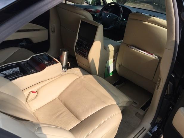 雷克萨斯ls600hl为什么比500便宜（雷克萨斯LS600hL购买感受）(8)