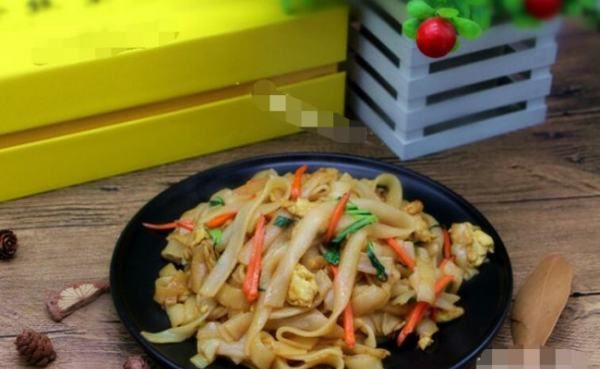 怎么做炒河粉,炒河粉的做法最正宗的做法视频图2