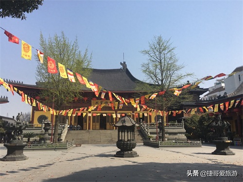 上海市 静安区 宝华寺