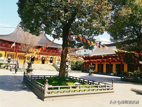 上海市 静安区 宝华寺