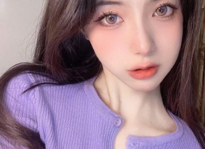 ​下面光溜溜的是不是会做的更舒服