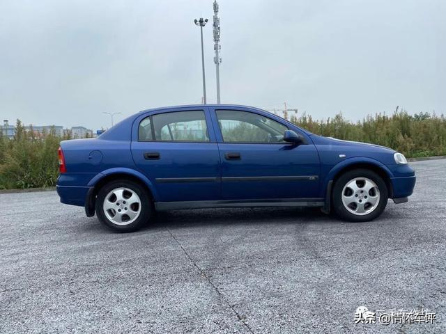 欧宝雅特09年(绝版限量的欧宝三厢雅特)(5)