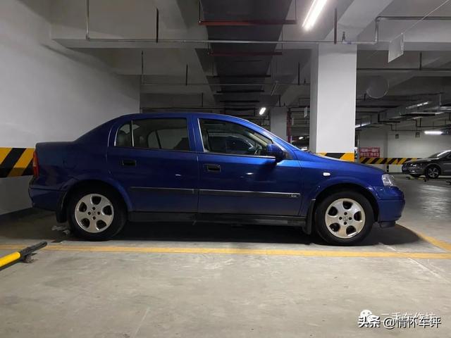 欧宝雅特09年(绝版限量的欧宝三厢雅特)(15)